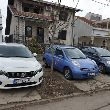 Apartmani Diksi זרנג'נין מראה חיצוני תמונה