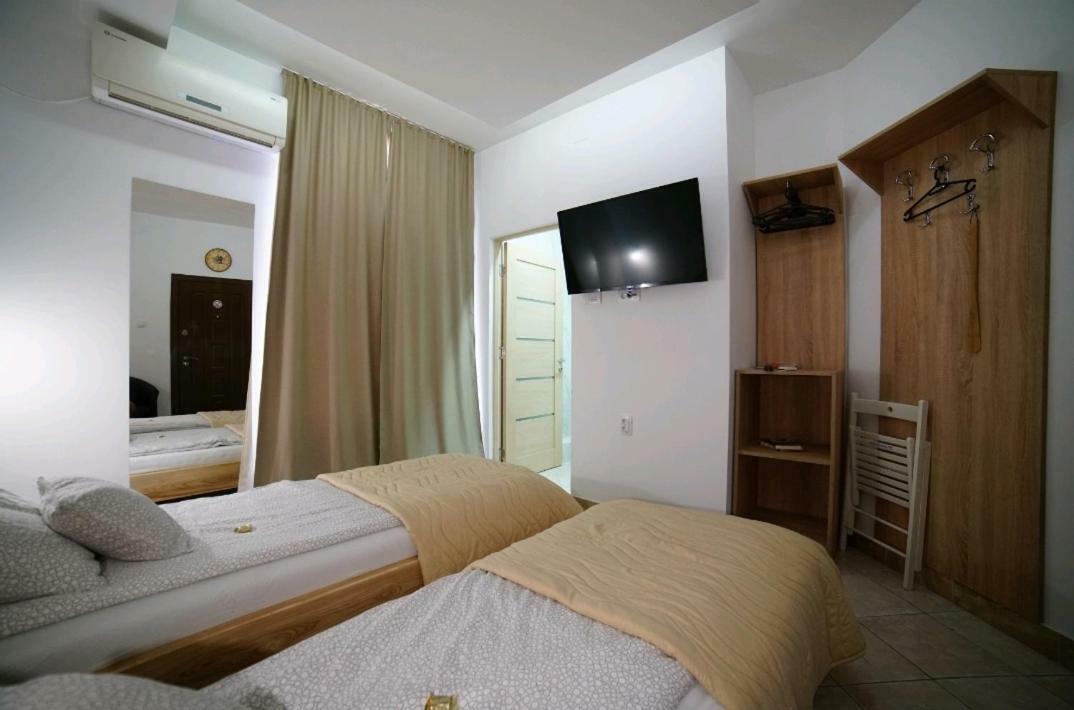 Apartmani Diksi זרנג'נין מראה חיצוני תמונה