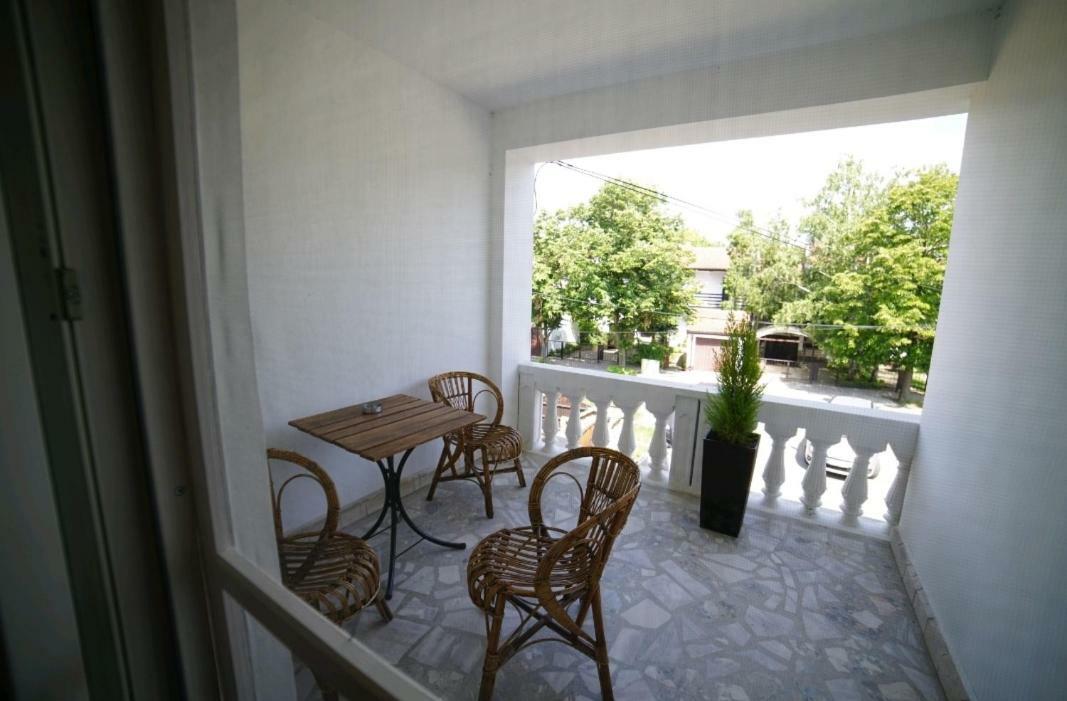 Apartmani Diksi זרנג'נין מראה חיצוני תמונה