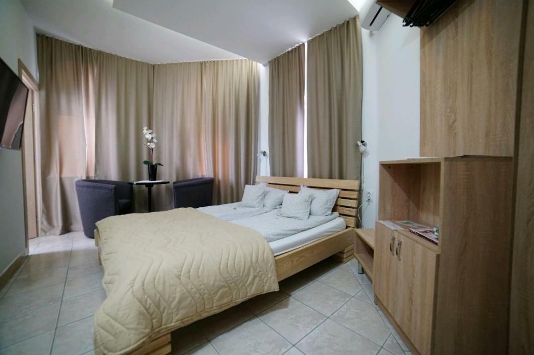 Apartmani Diksi זרנג'נין מראה חיצוני תמונה