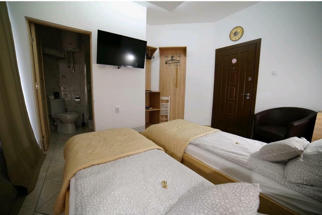 Apartmani Diksi זרנג'נין מראה חיצוני תמונה